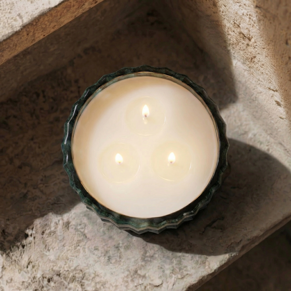 Auden Lueur Noël 22oz Non-Toxic Candle in Textured Vessel